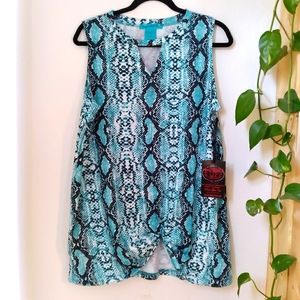 Cowgirl Tuff fashion top